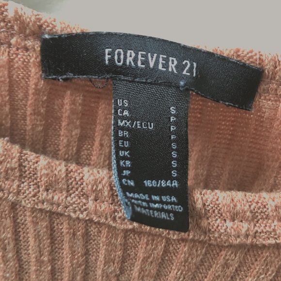 Forever 21 crop top - Picture 2 of 3